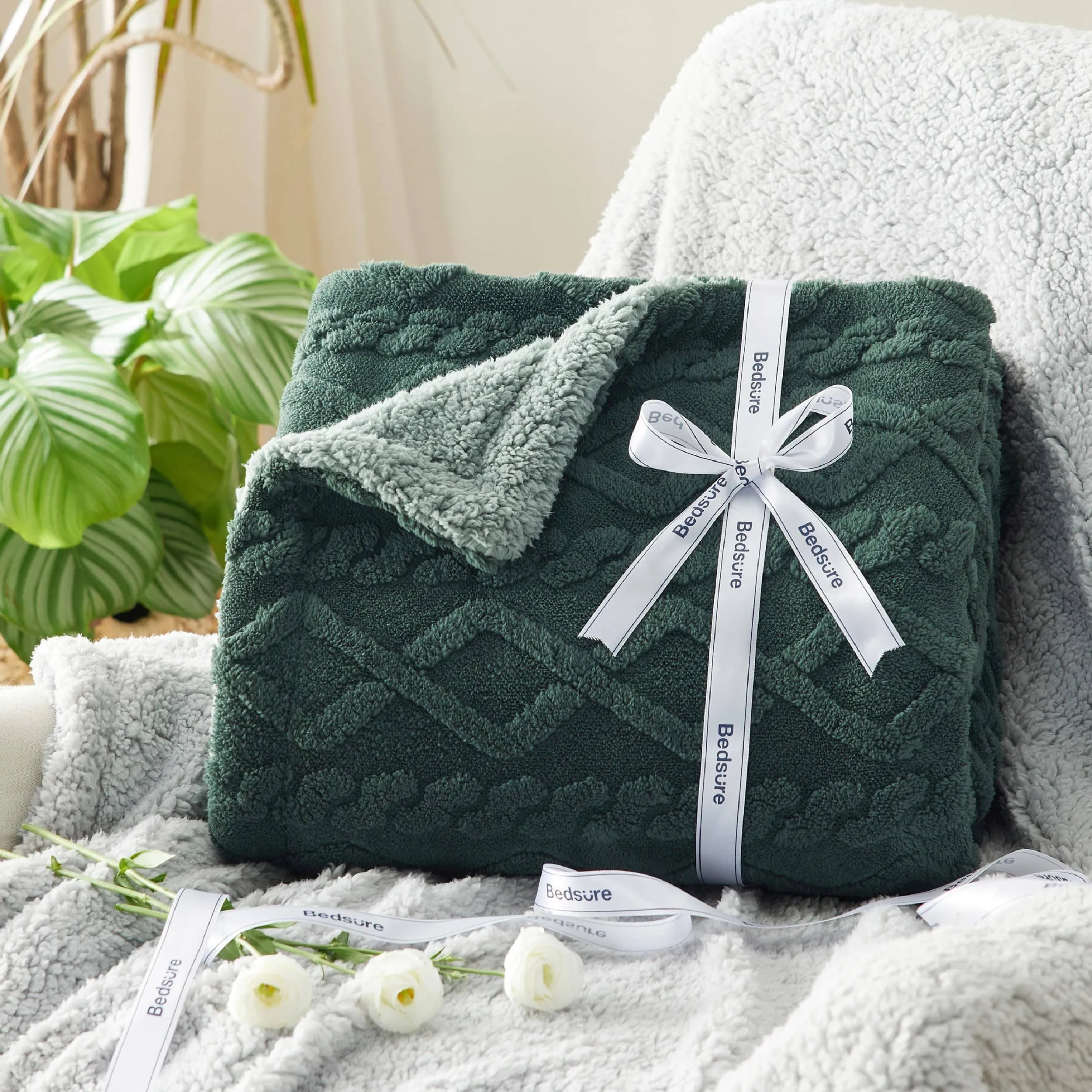 Bedsure Sherpa Throw Blanket For Couch