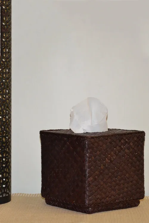 Dharini Screw Pine Boutique Tissue Box