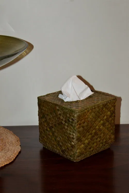 Dharini Screw Pine Boutique Tissue Box