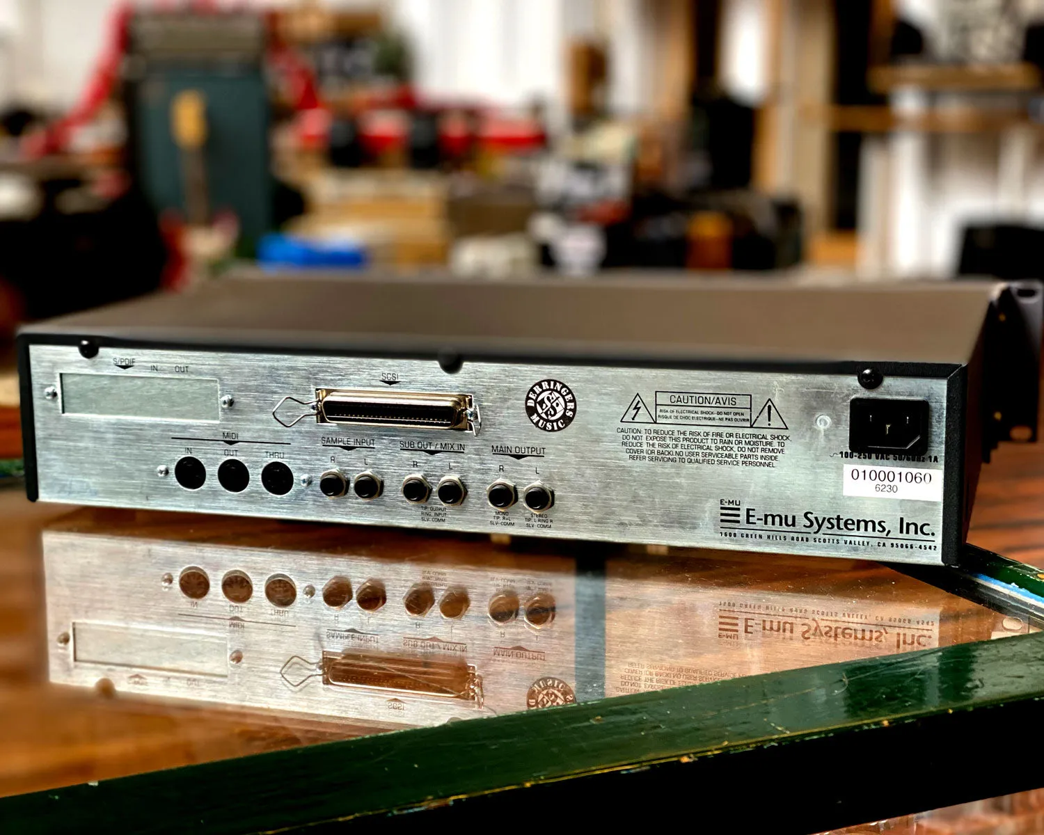 E-MU ESI 2000 Digital Sampler