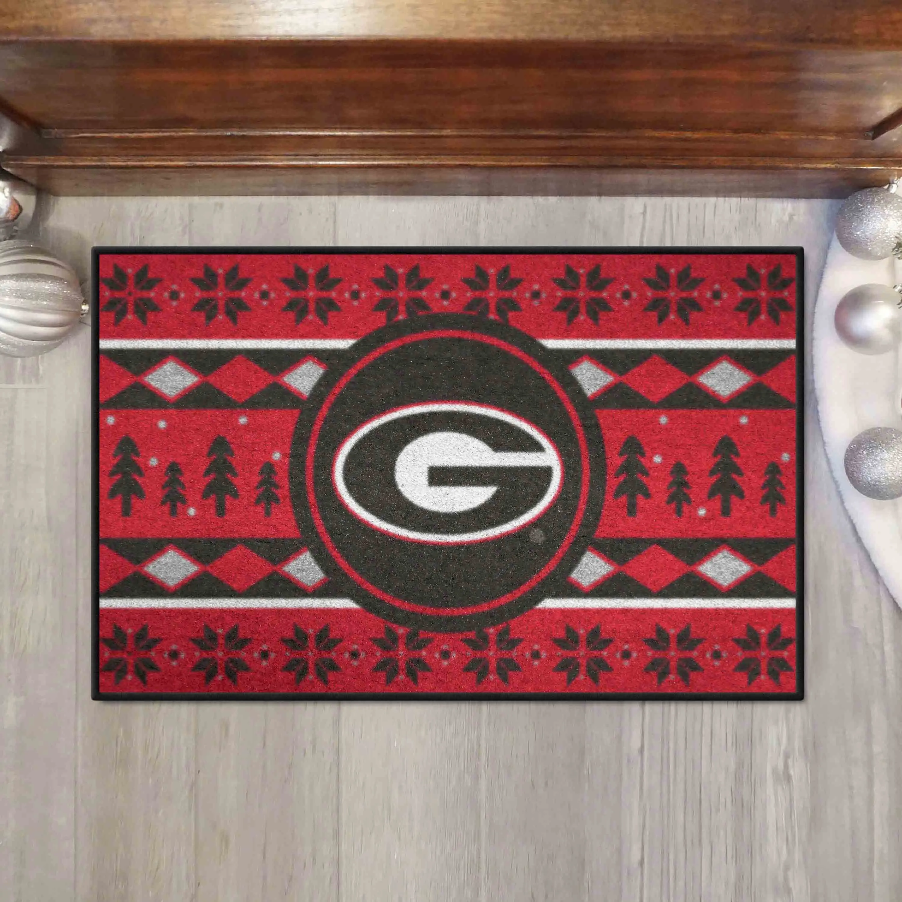 Georgia Bulldogs Holiday Sweater Starter Mat Accent Rug - 19in. x 30in.