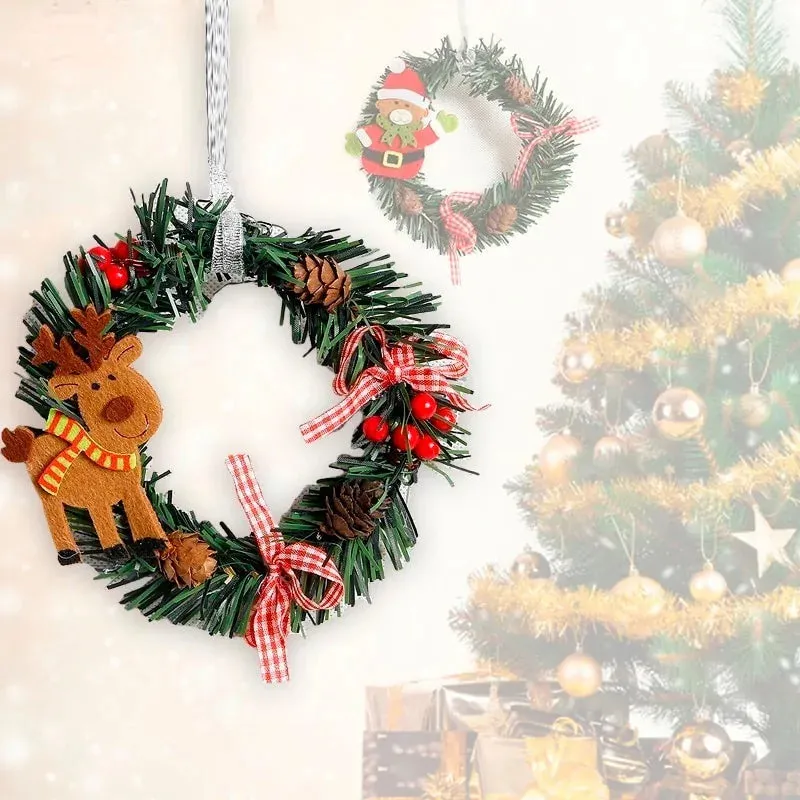 Holiday Wood Wreath Decor