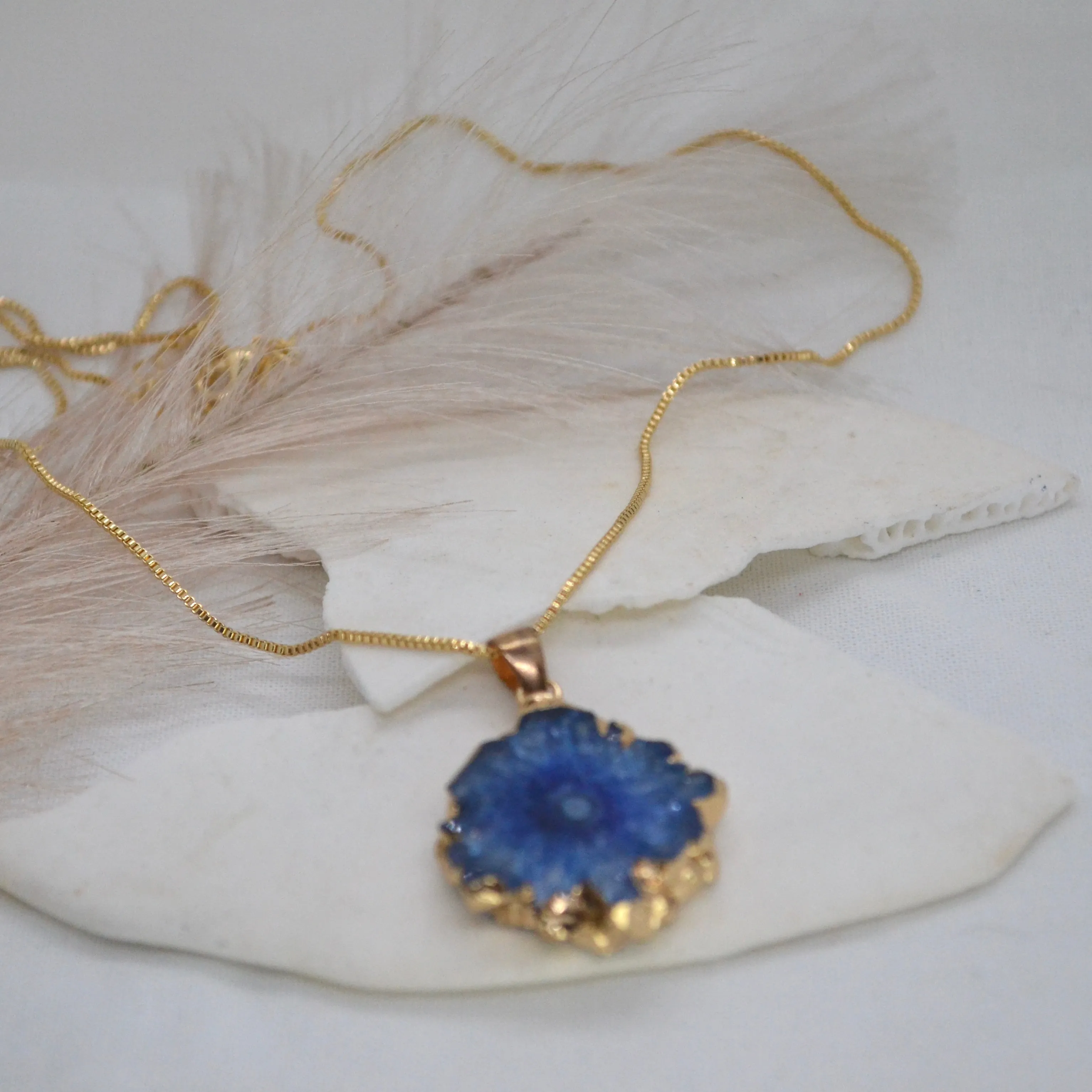 Iris | Agate Pendant Necklace