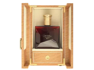 Johnnie Walker 40 Years Master's Ruby Reserve