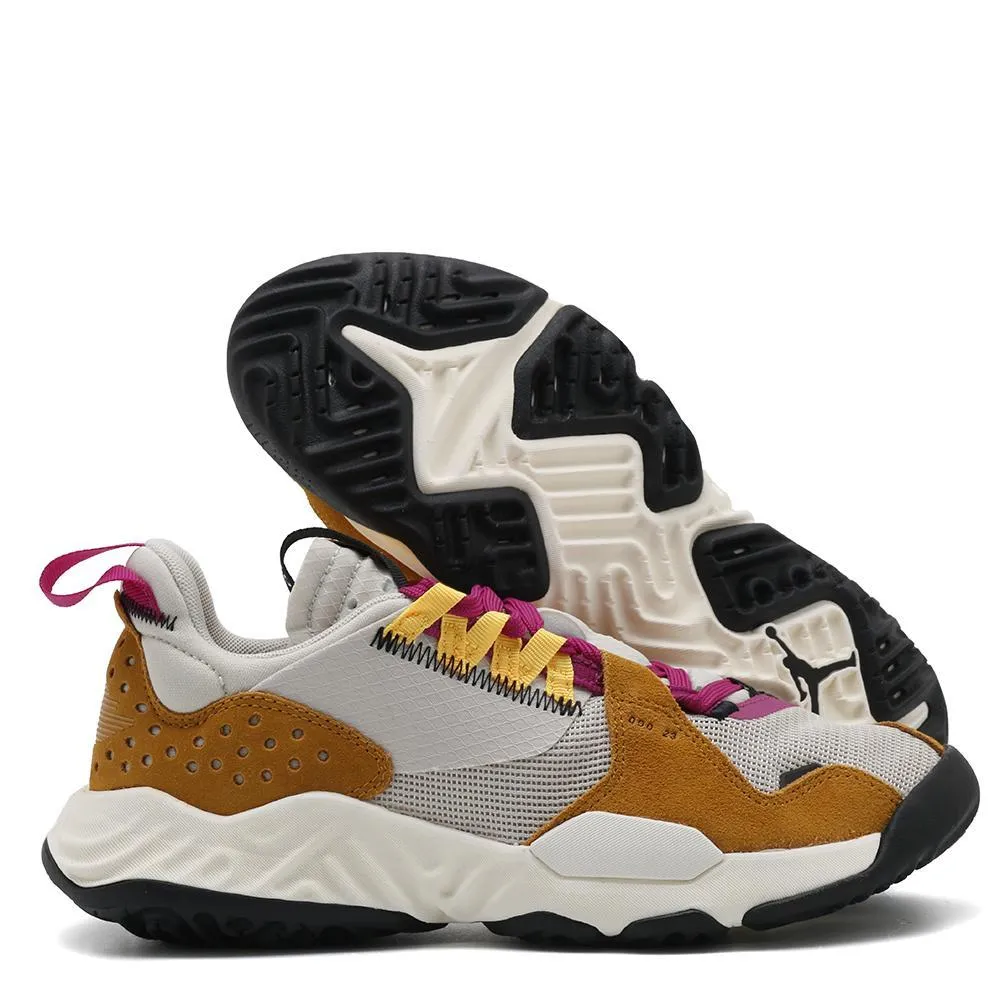 Jordan Women's Delta Chutney / Black