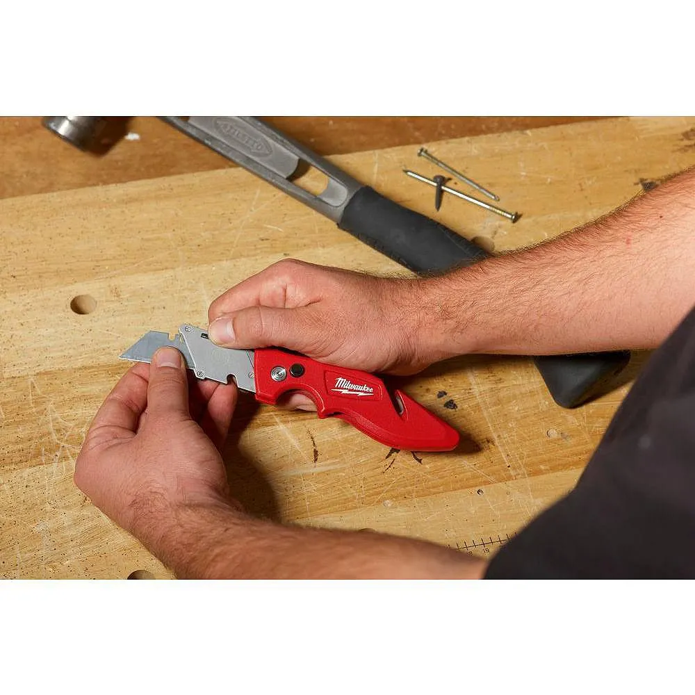 Milwaukee 48-22-1501 FASTBACK Folding Utility Knife