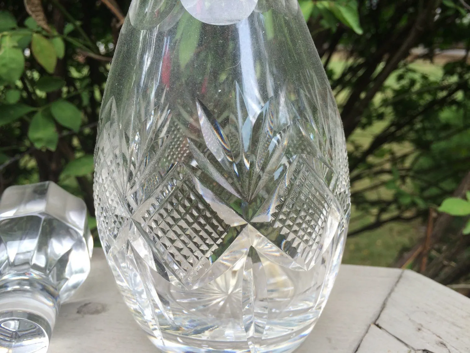 Vintage Lead Crystal Decanter. Liquor Bottle. Etched Diamond Pattern. Glassware. Decanter with Crystal Stopper. Barware. Serving. Tableware.
