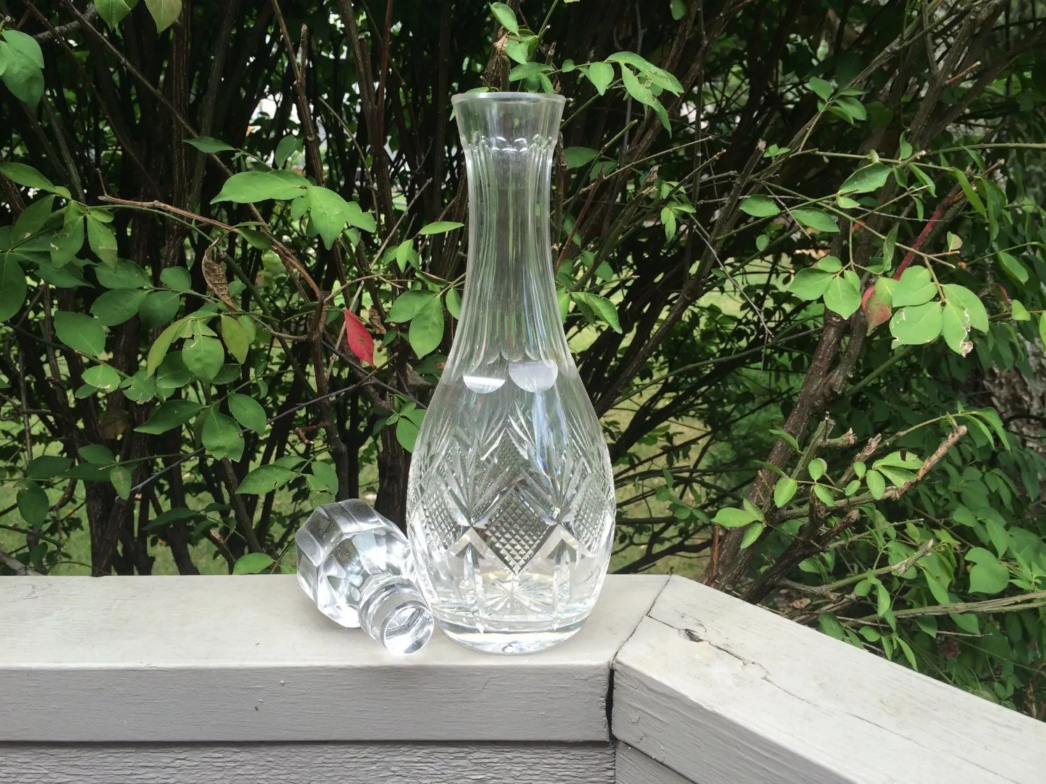 Vintage Lead Crystal Decanter. Liquor Bottle. Etched Diamond Pattern. Glassware. Decanter with Crystal Stopper. Barware. Serving. Tableware.